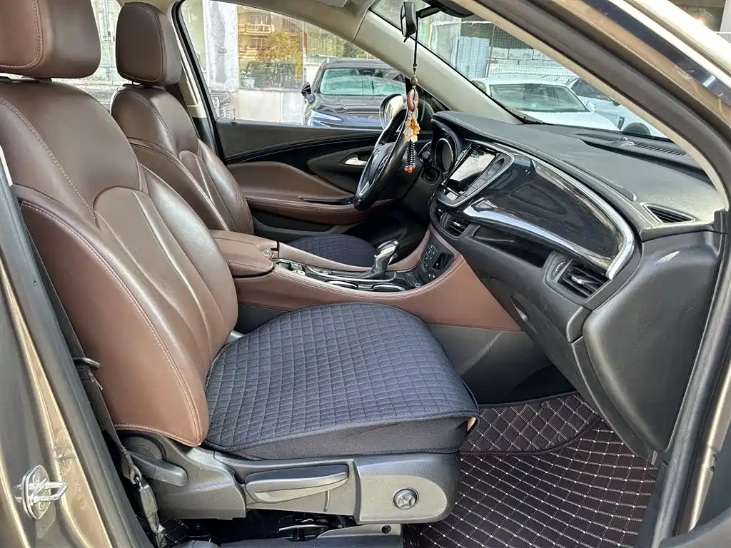 Buick Envision Plus — фото 4