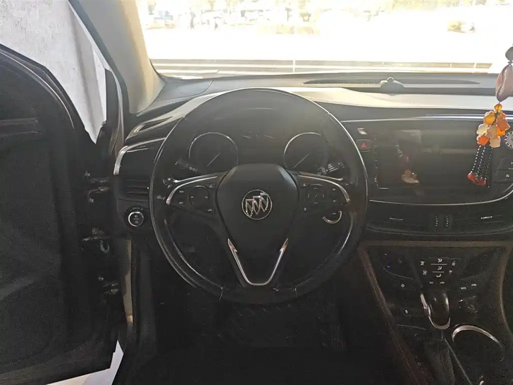 Buick Envision Plus — фото 7