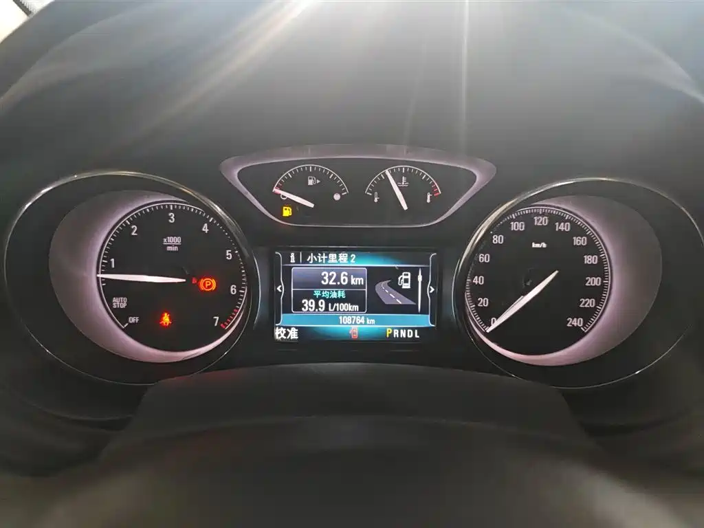 Buick Envision Plus — фото 8