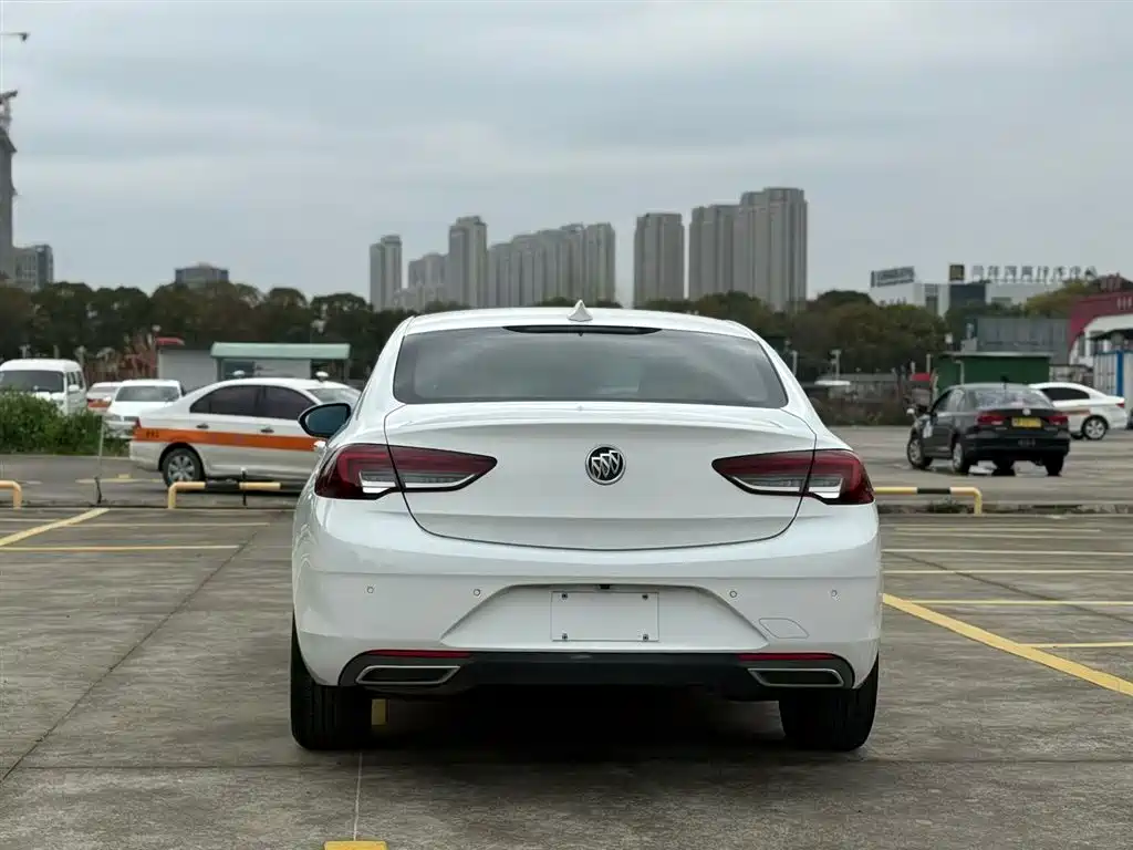 Buick Regal — фото 6
