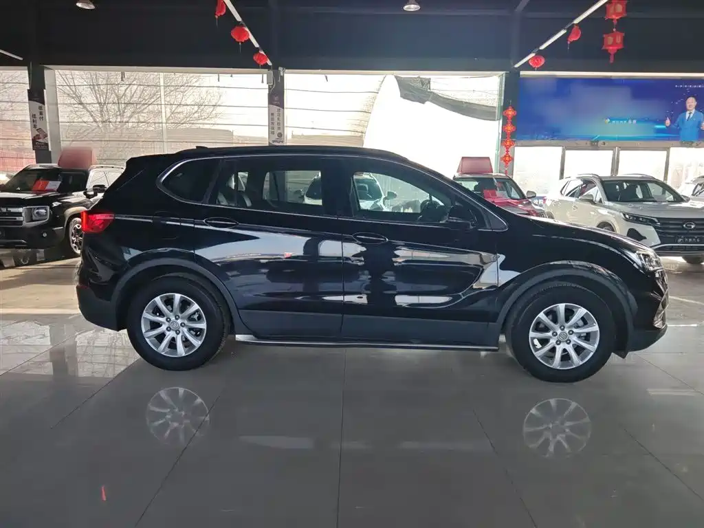Buick Envision Plus — фото 4