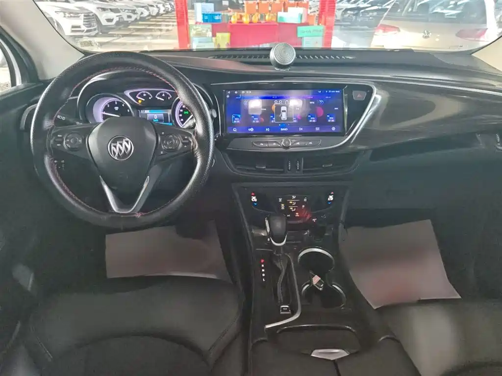 Buick Envision Plus — фото 10