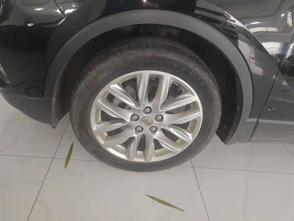 Buick Envision Plus — фото 23