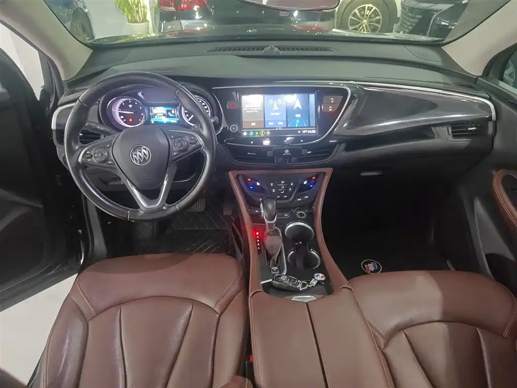Buick Envision Plus — фото 10