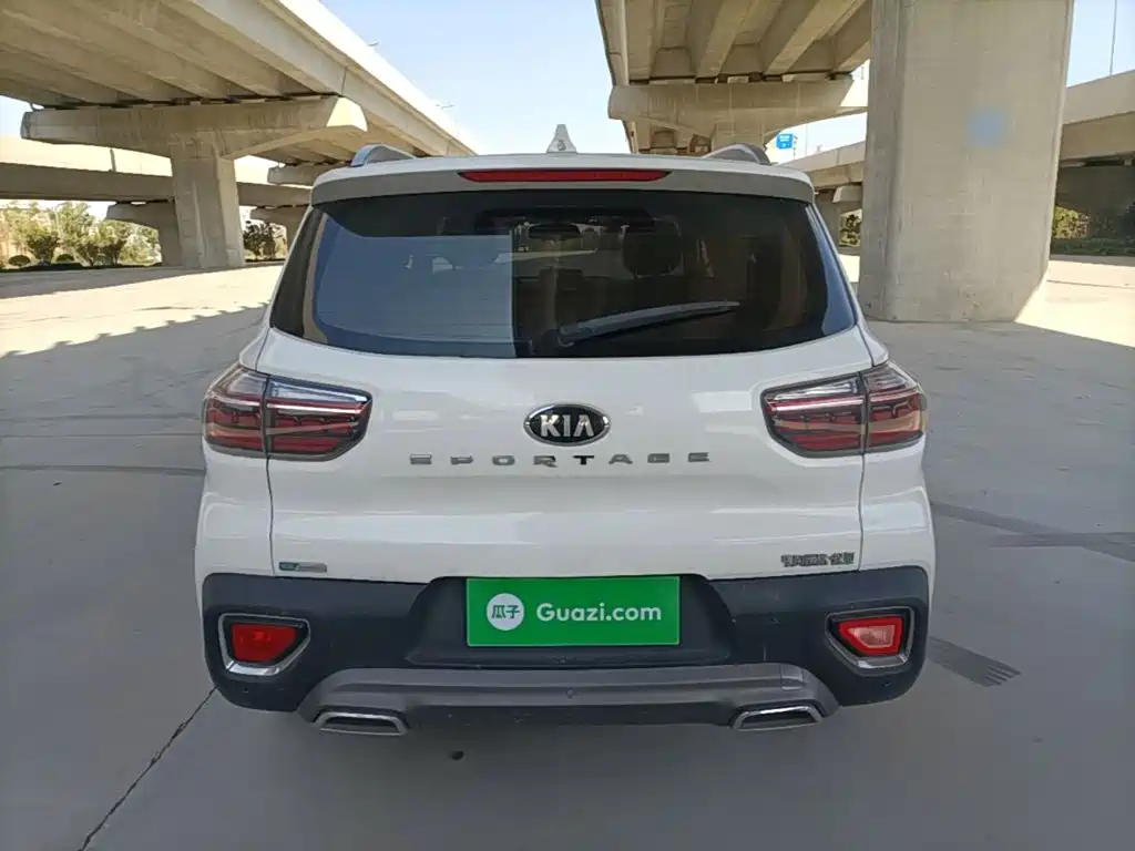 Kia Sportage — фото 5