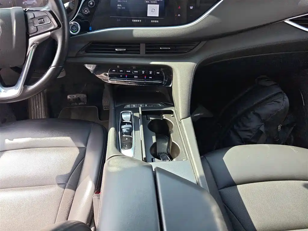 Buick Enclave — фото 14