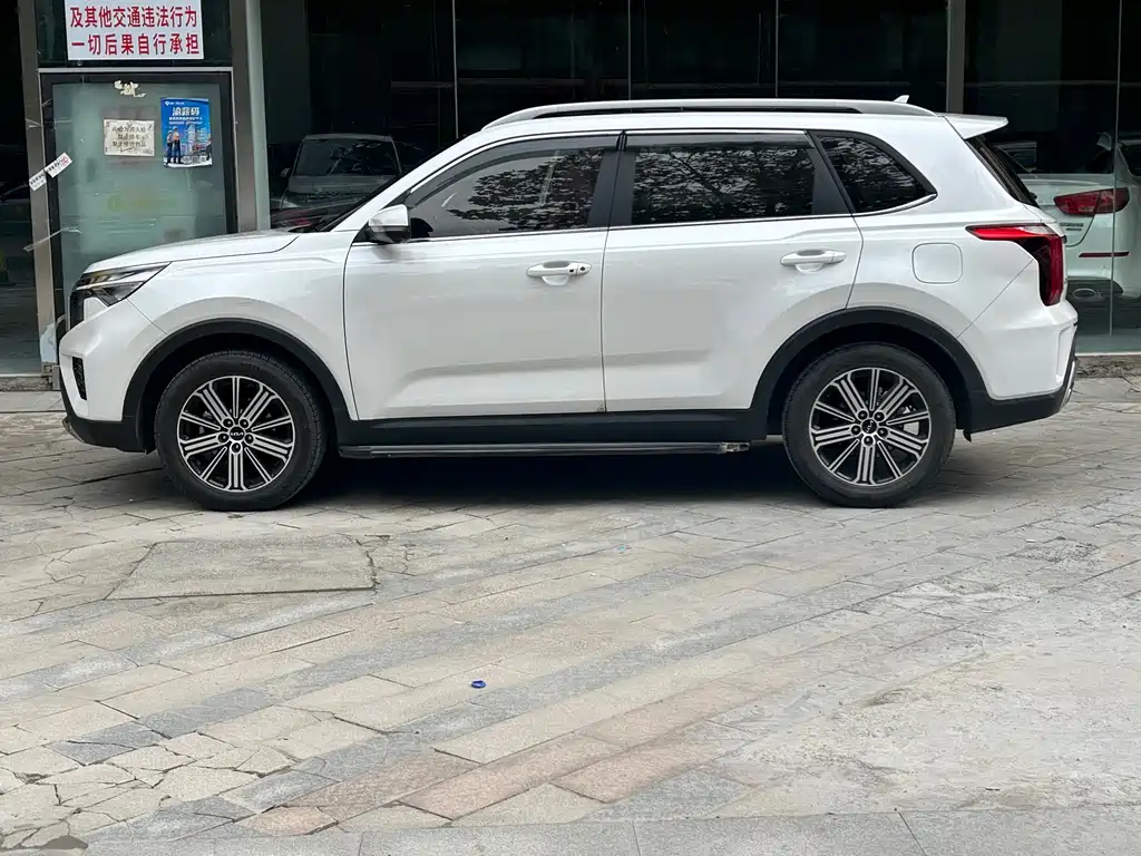 Kia Sportage — фото 3