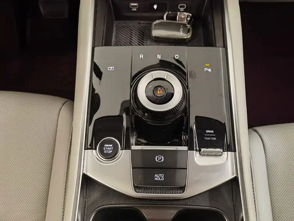 Kia Sportage — фото 15