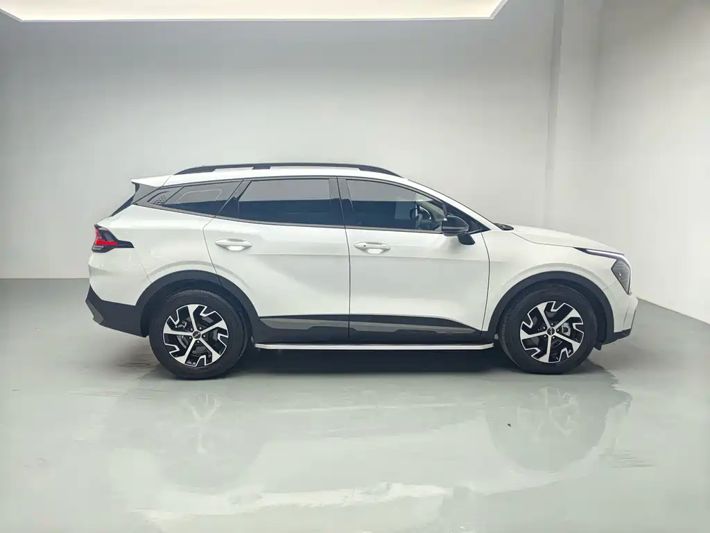 Kia Sportage — фото 9