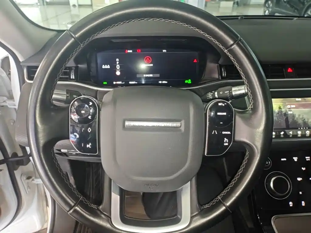 Land Rover Evoque — фото 10