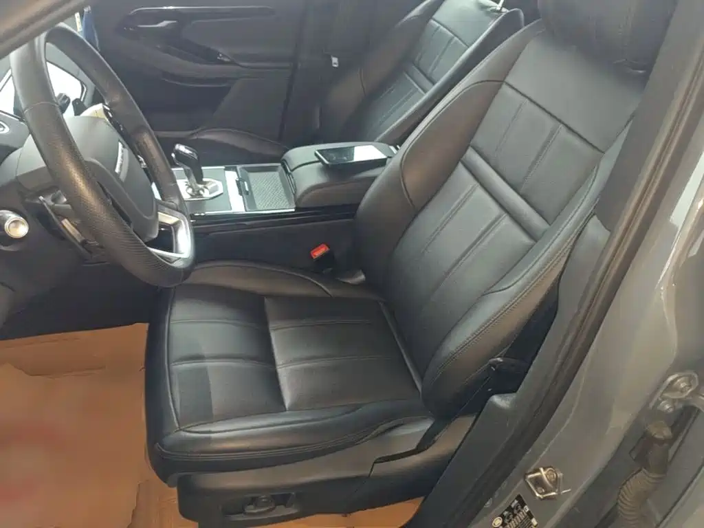 Land Rover Evoque — фото 14