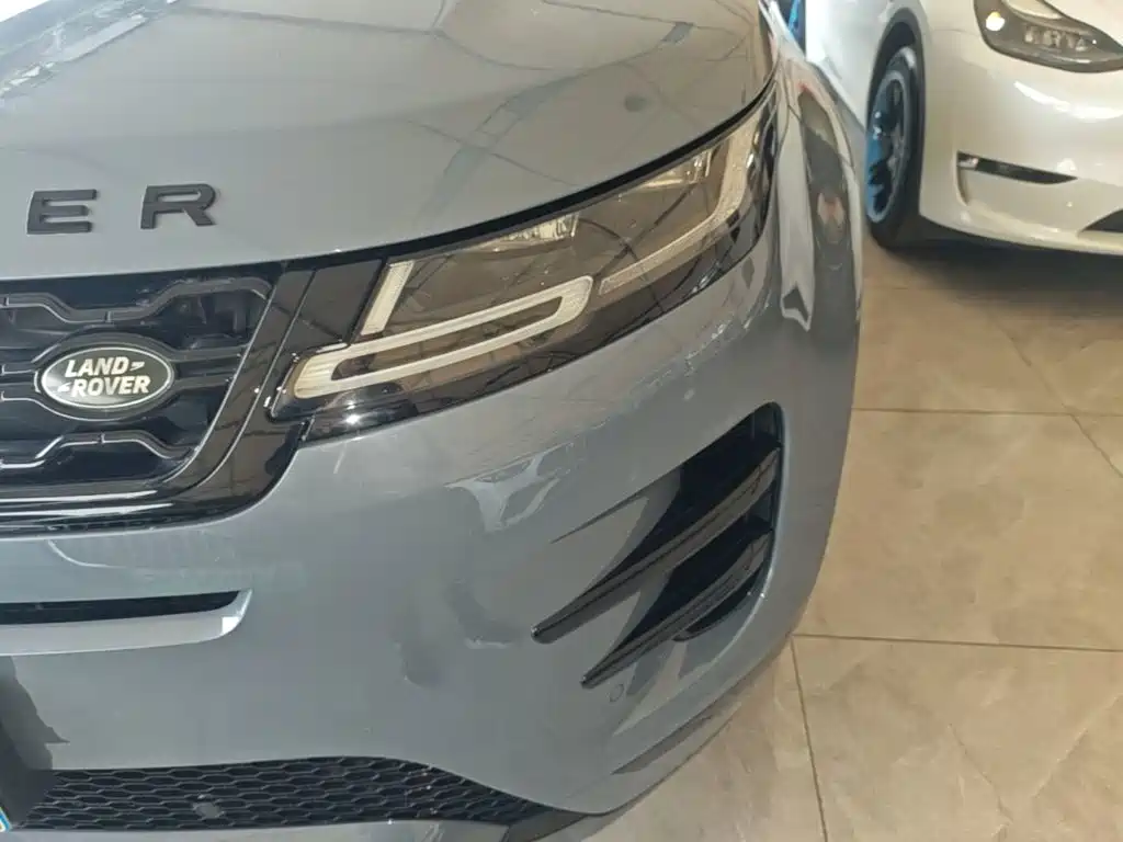 Land Rover Evoque — фото 23