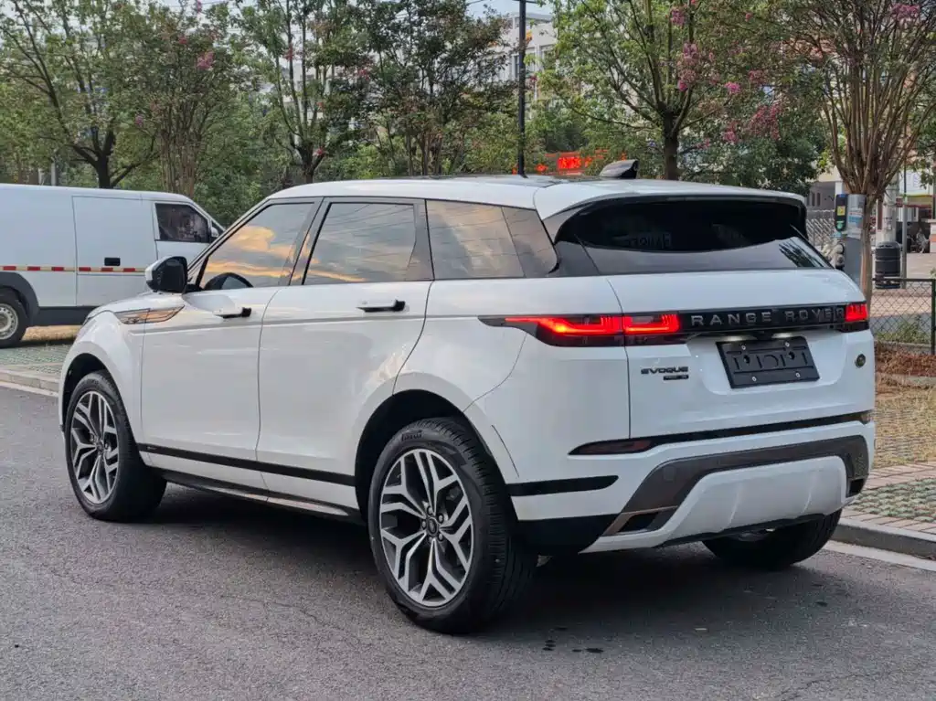 Land Rover Evoque — фото 7