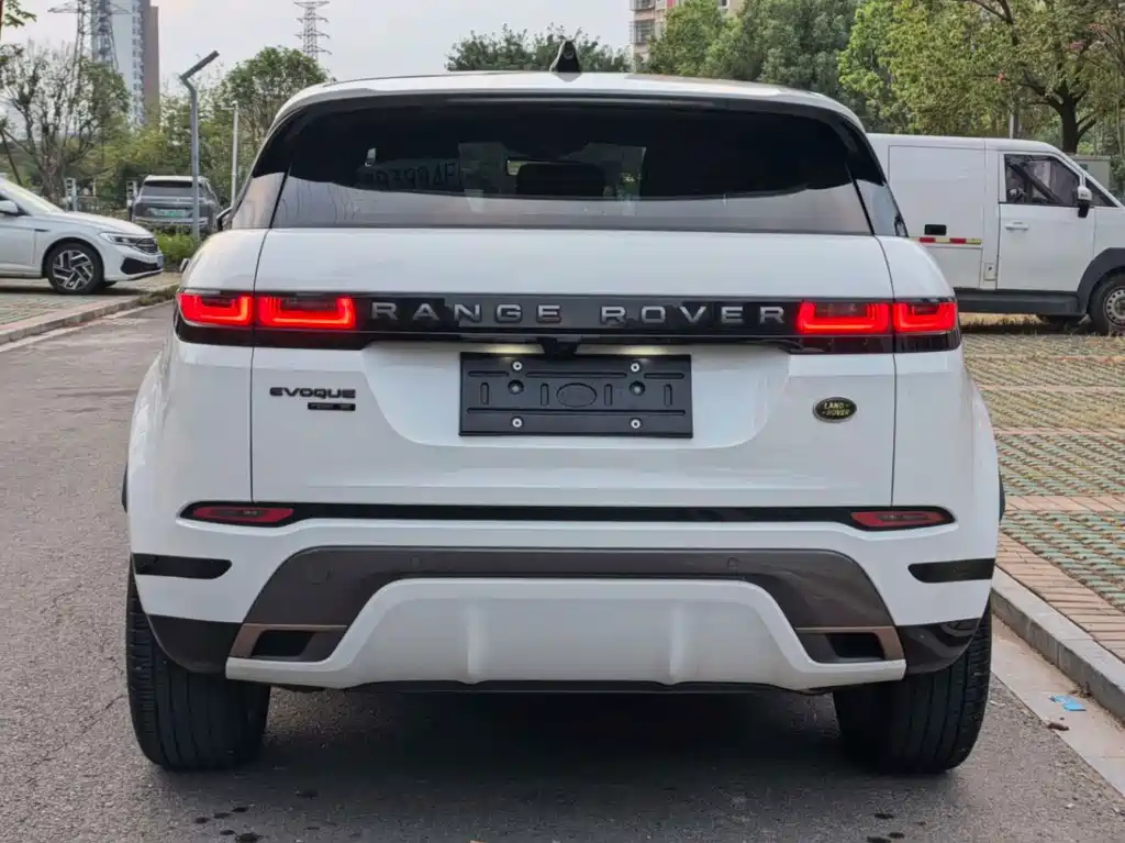 Land Rover Evoque — фото 8
