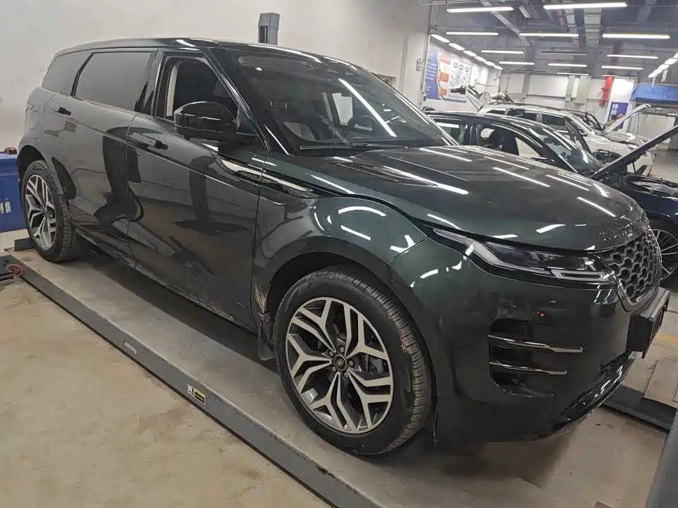 Land Rover Evoque — фото 2