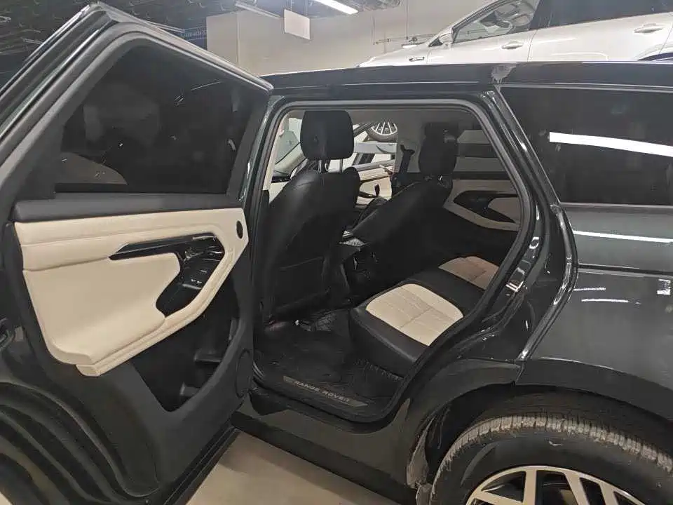 Land Rover Evoque — фото 7