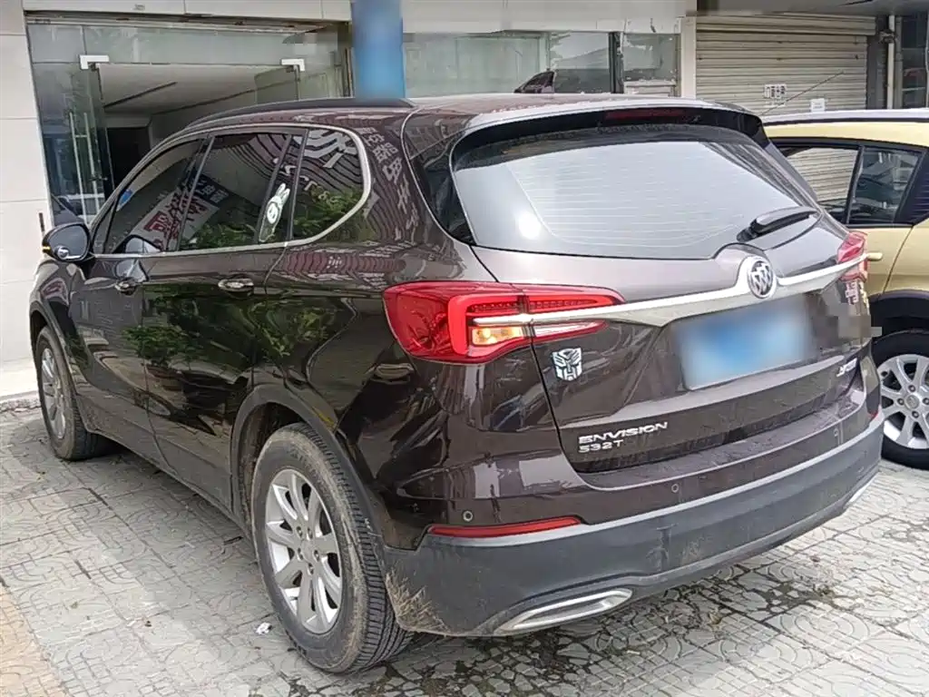 Buick Envision Plus — фото 5
