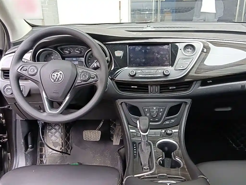 Buick Envision Plus — фото 10