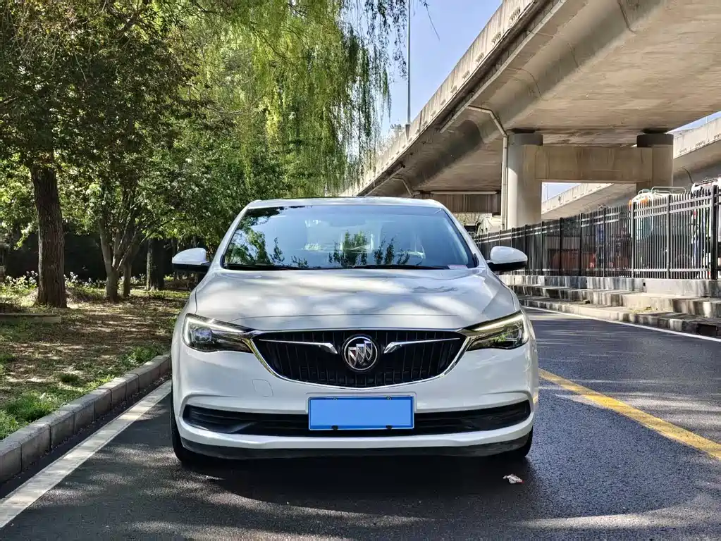 Buick Excelle — фото 2