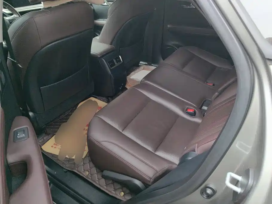Lexus RX — фото 11