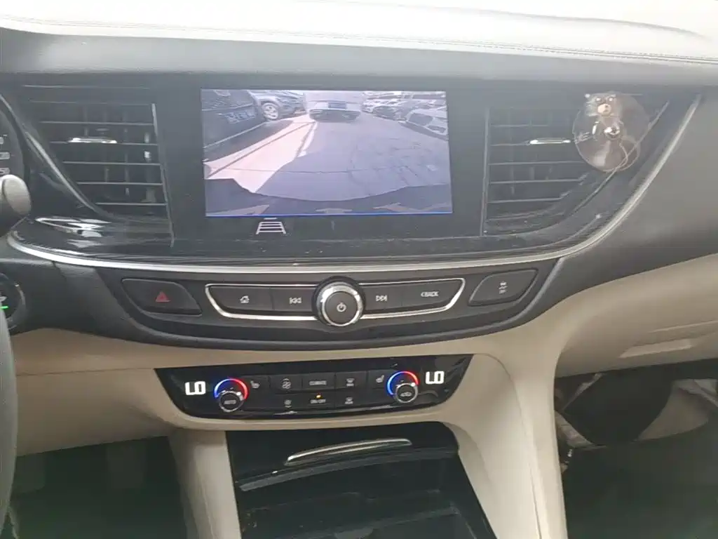 Buick Regal — фото 13