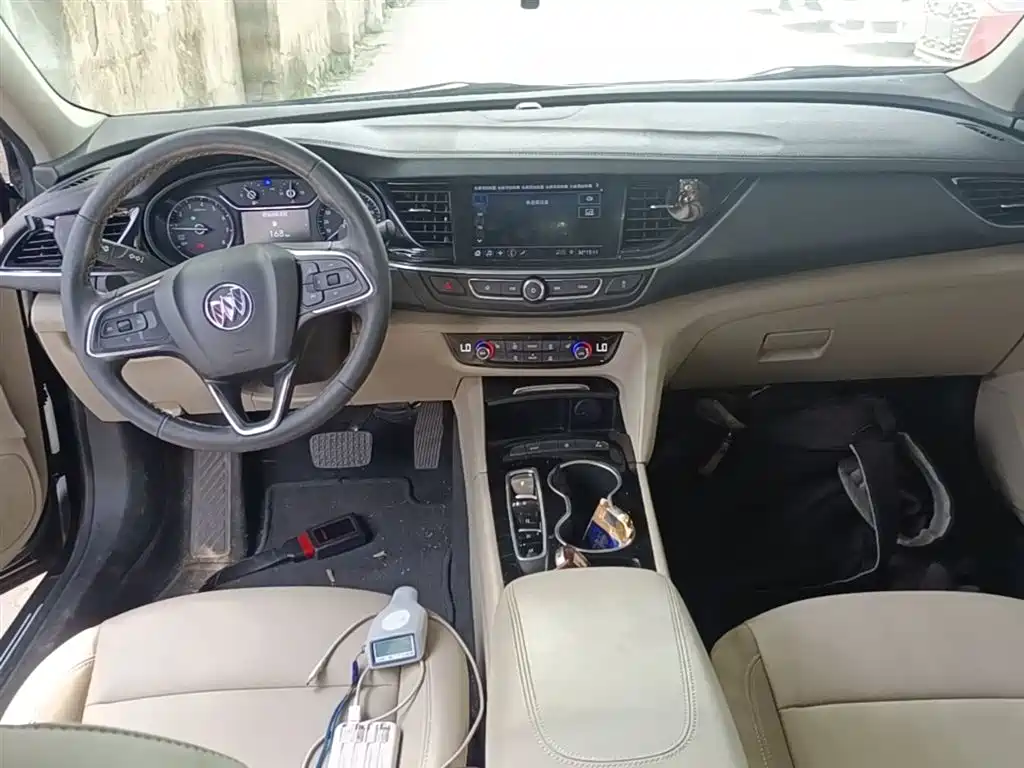 Buick Regal — фото 10
