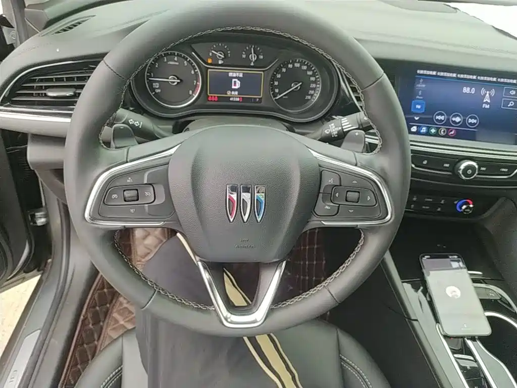 Buick Regal — фото 11