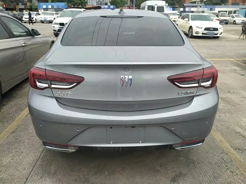Buick Regal — фото 6