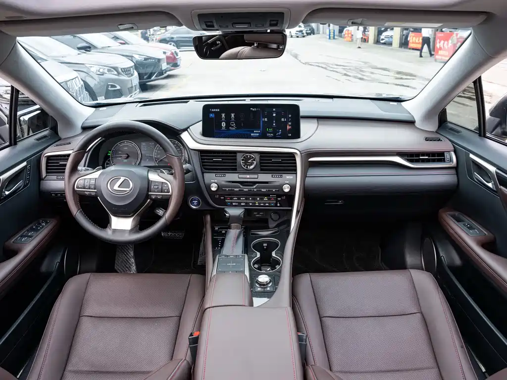 Lexus RX — фото 13