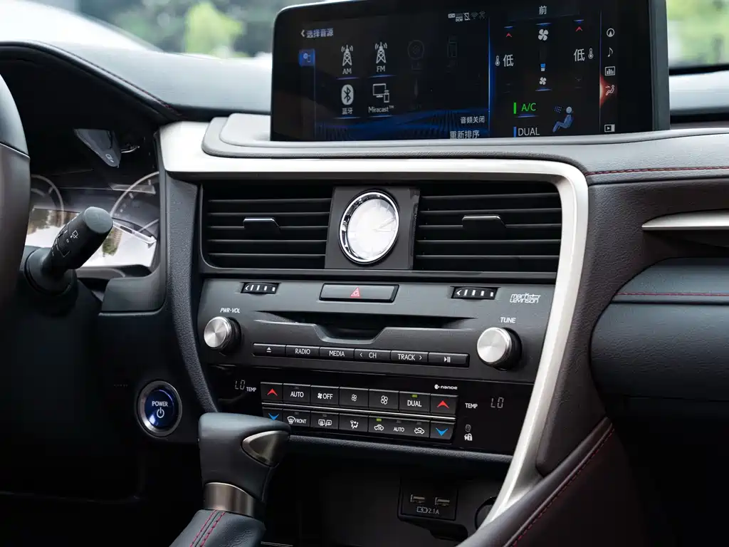 Lexus RX — фото 17