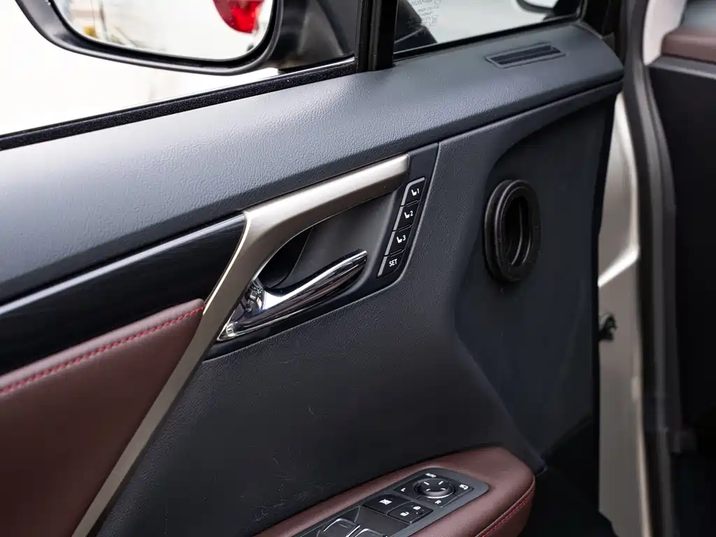 Lexus RX — фото 23