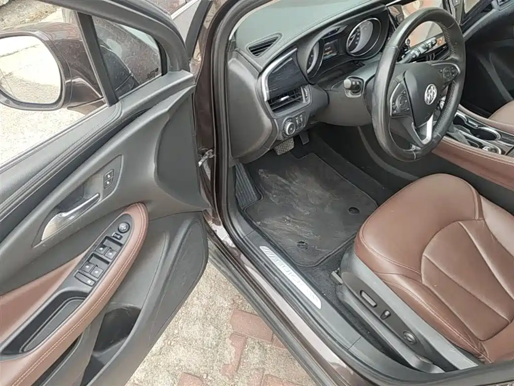 Buick Envision Plus — фото 16