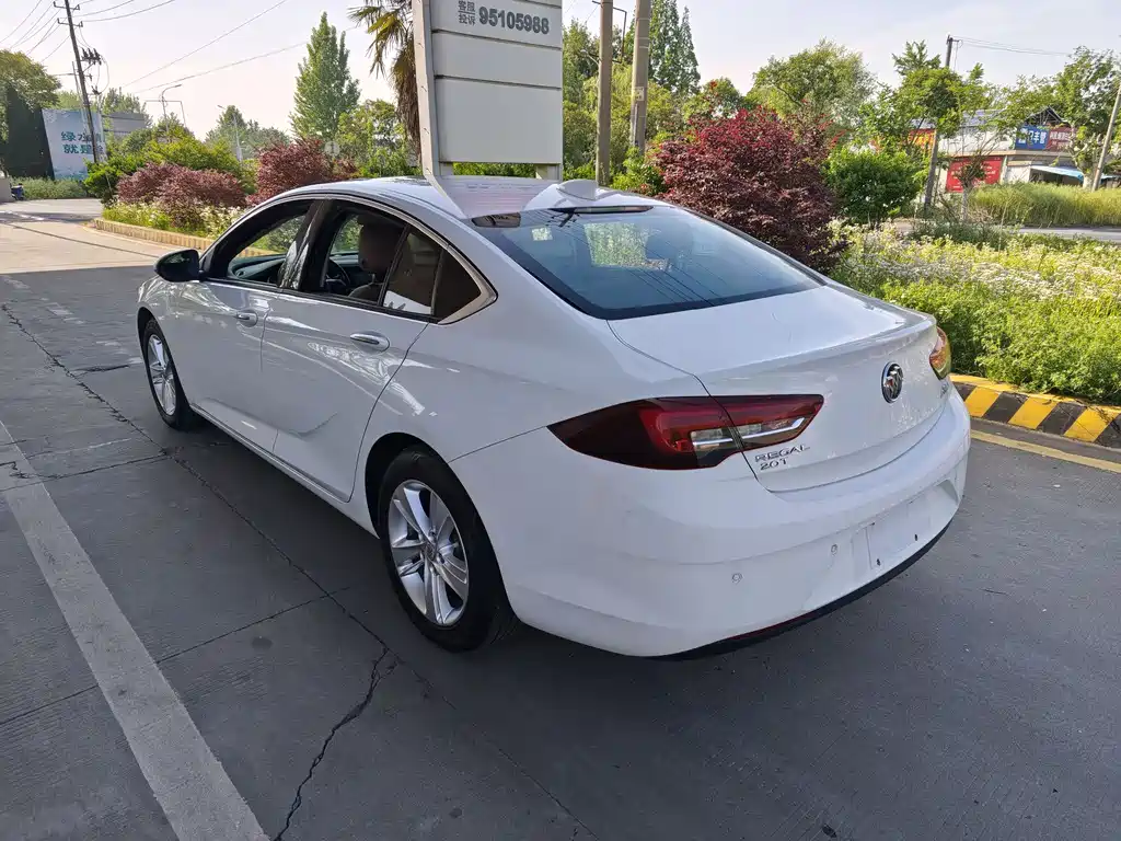 Buick Regal — фото 6