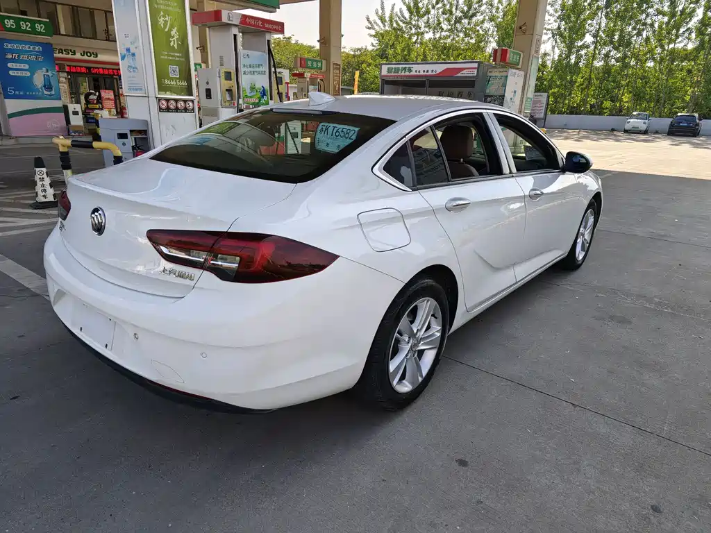 Buick Regal — фото 7