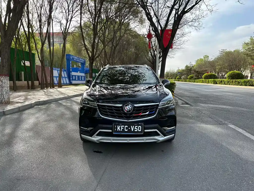 Buick Envision Plus — фото 2