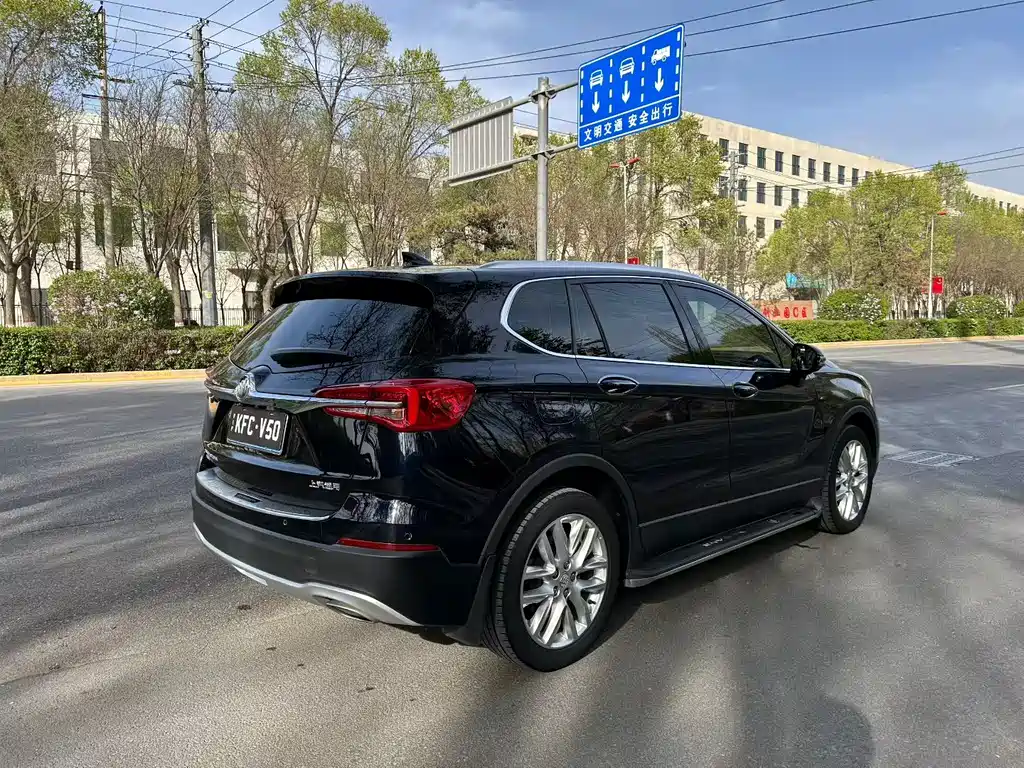 Buick Envision Plus — фото 4