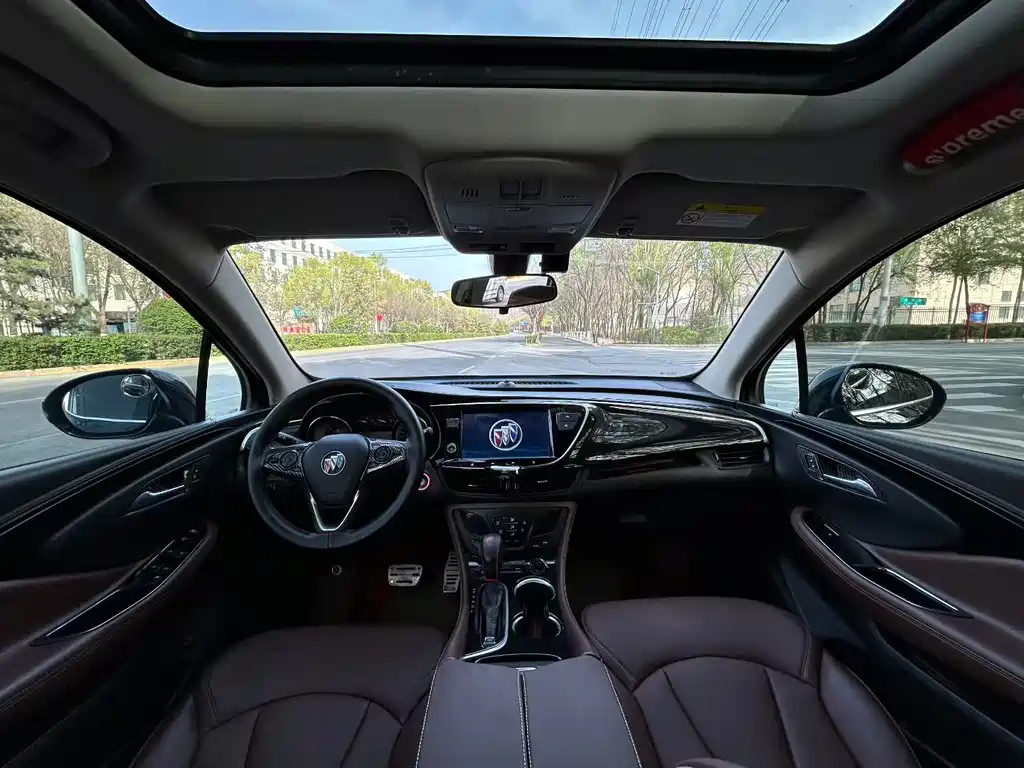 Buick Envision Plus — фото 9