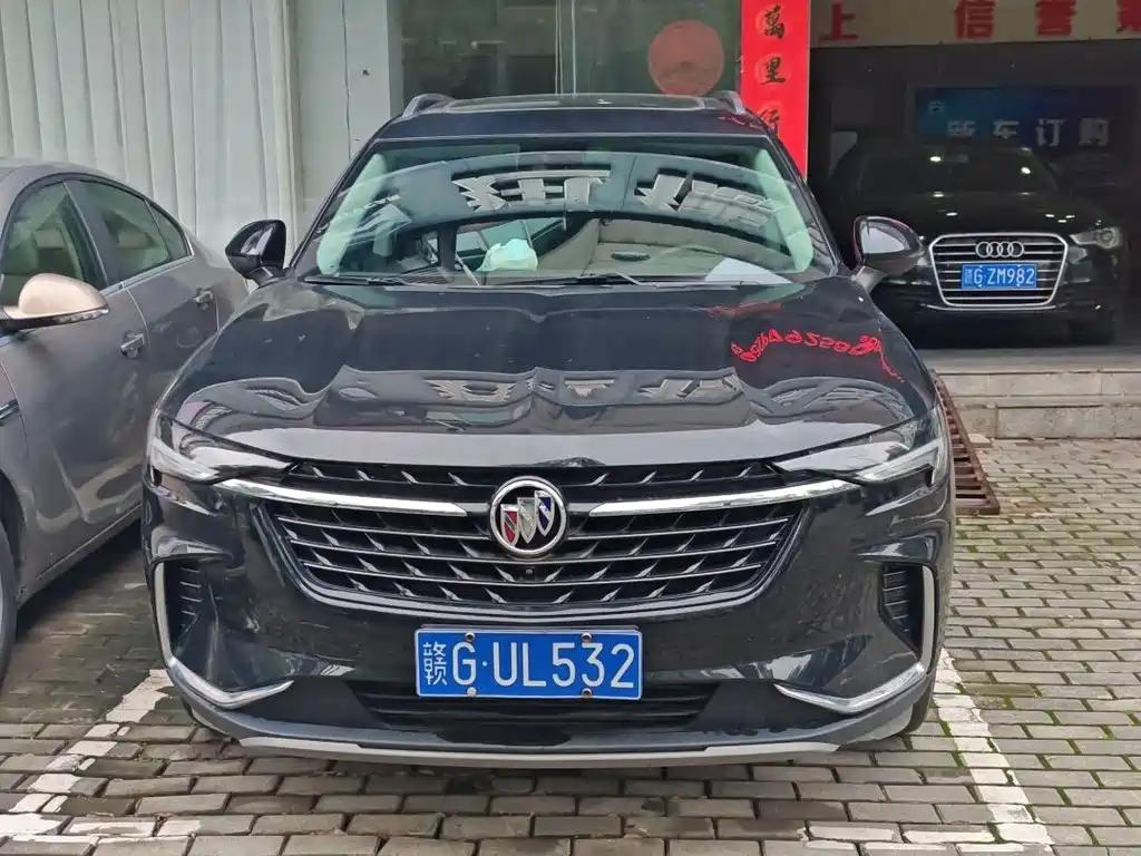 Buick Envision Plus — фото 2