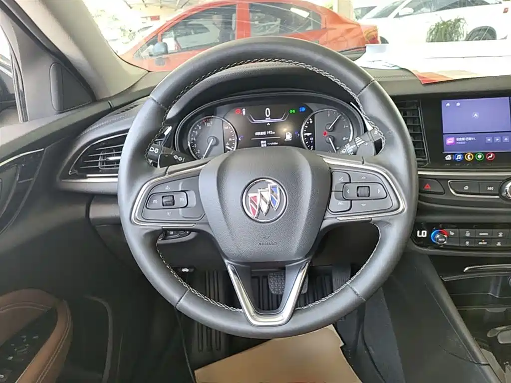 Buick Regal — фото 11