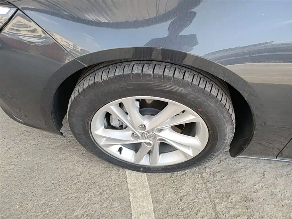 Buick Regal — фото 23