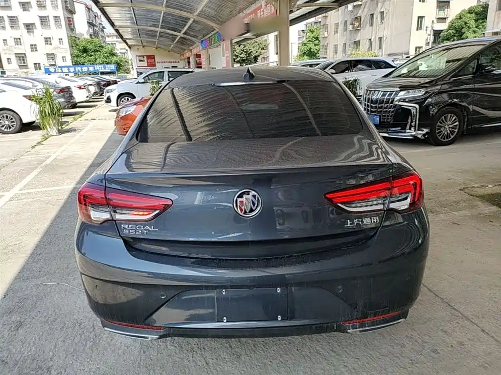 Buick Regal — фото 6