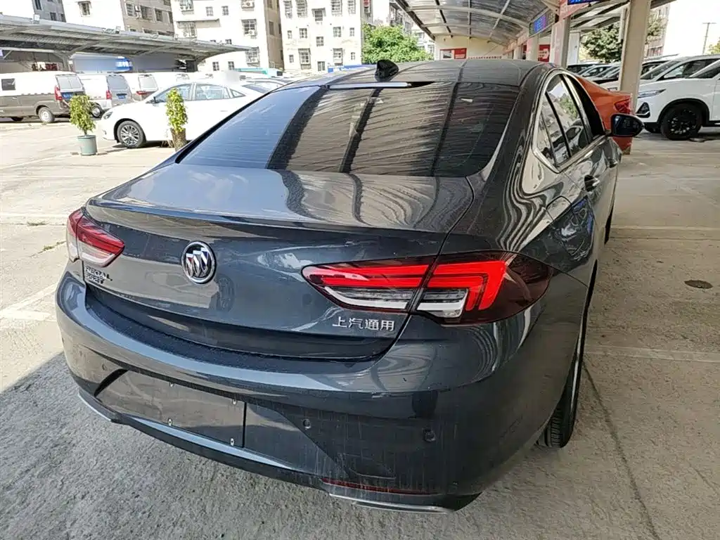 Buick Regal — фото 7