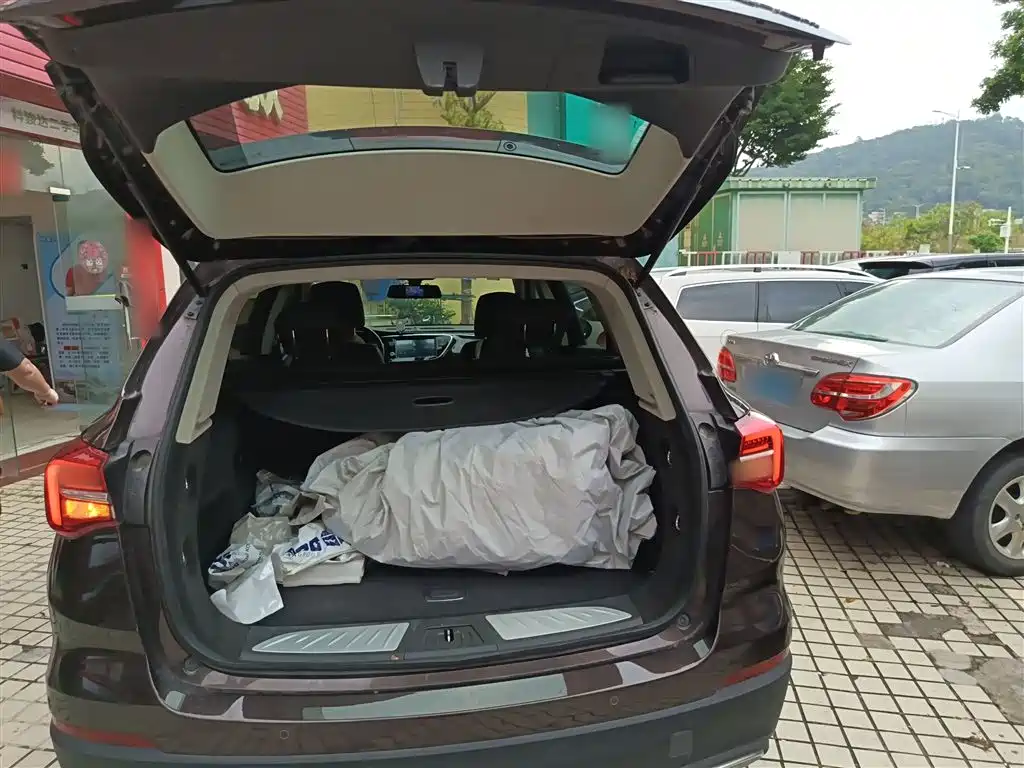 Buick Envision Plus — фото 15