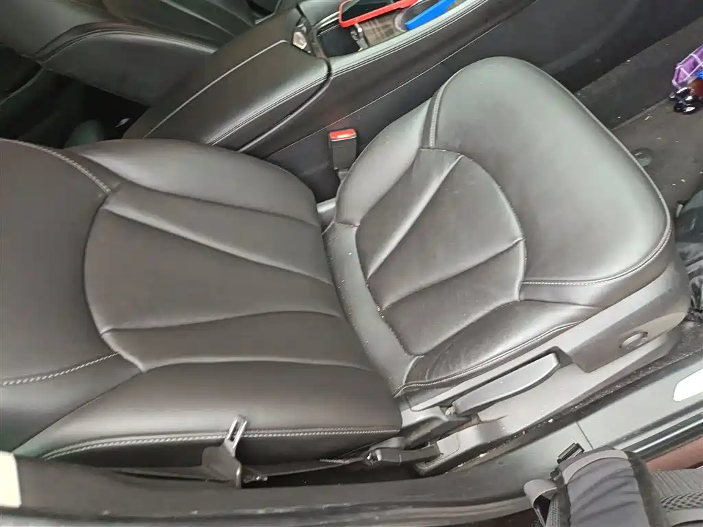 Buick Envision Plus — фото 20