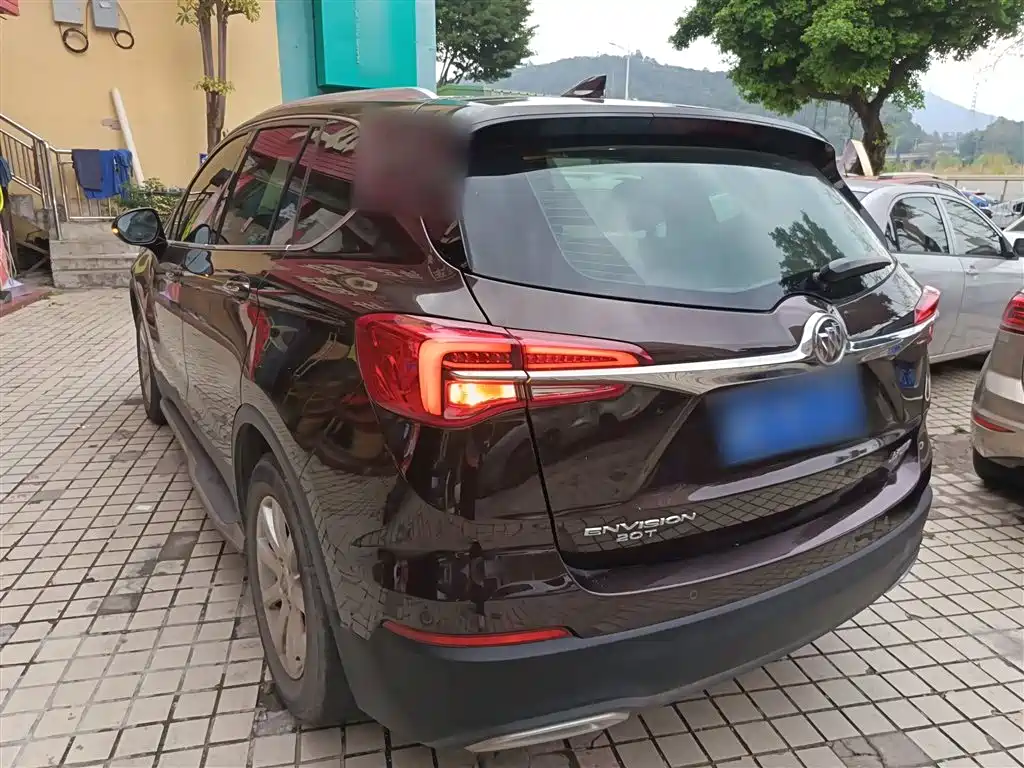 Buick Envision Plus — фото 23