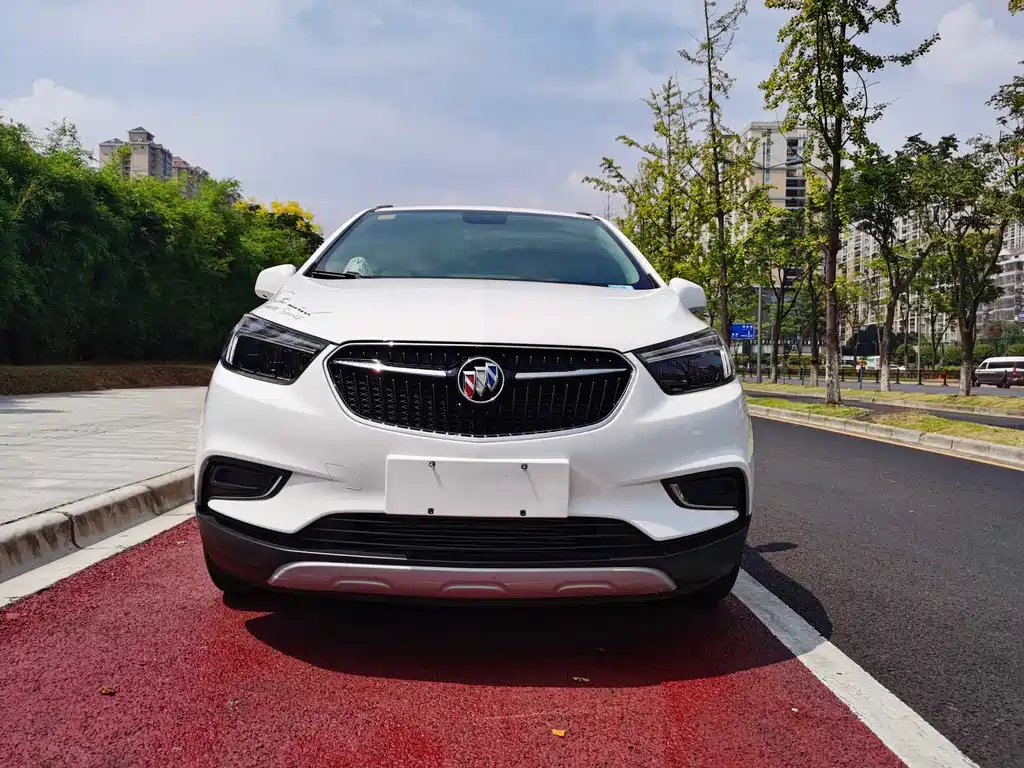 Buick Encore — фото 2