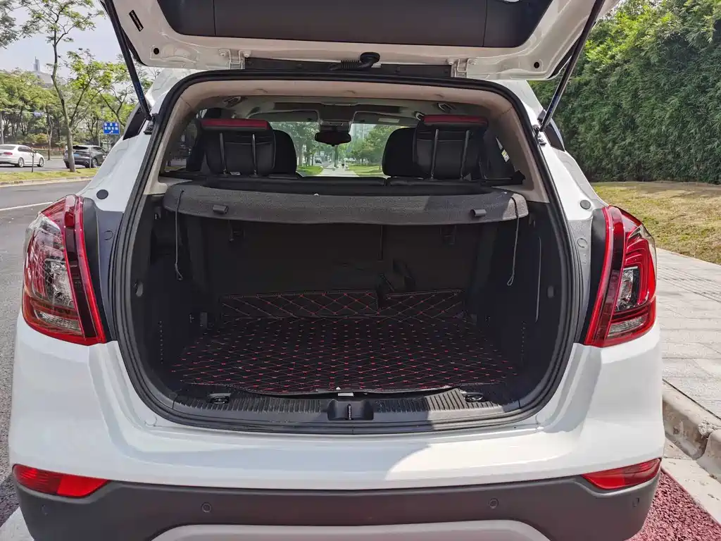 Buick Encore — фото 13
