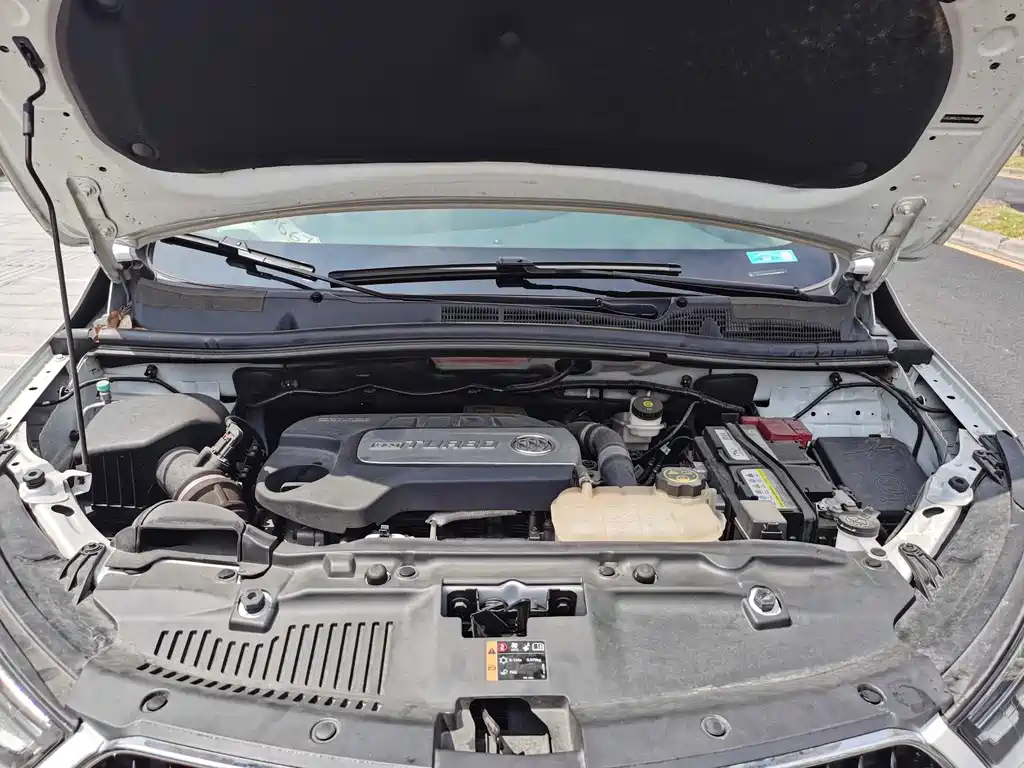 Buick Encore — фото 14