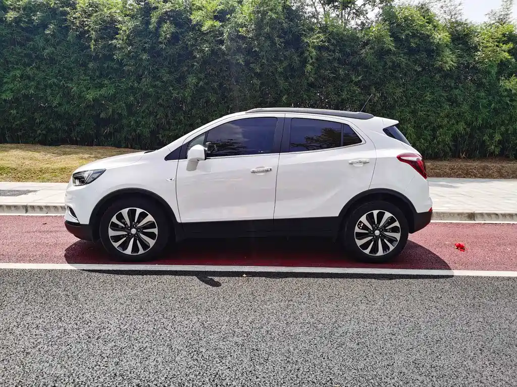 Buick Encore — фото 7