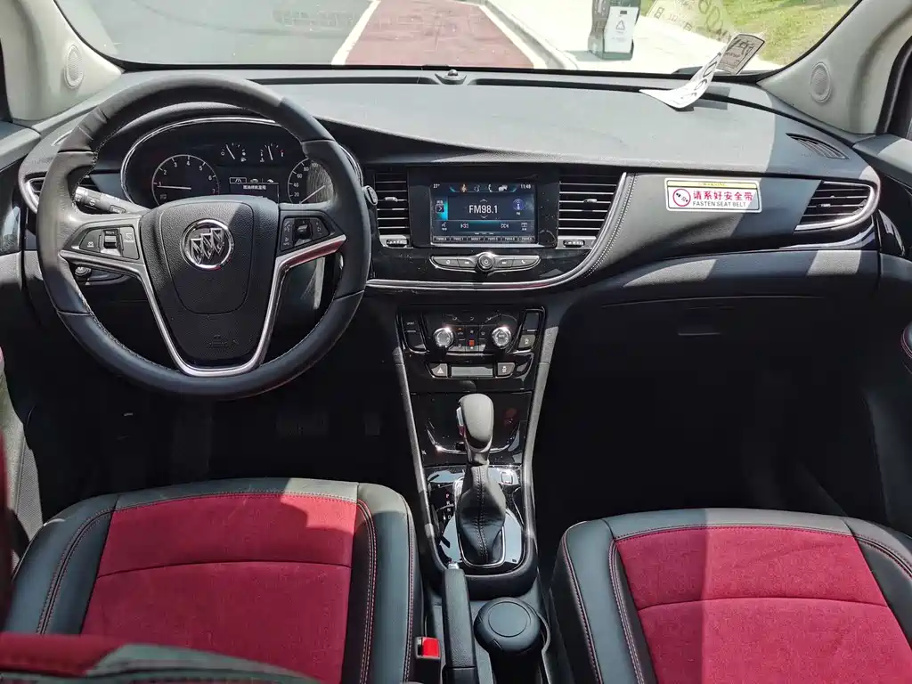 Buick Encore — фото 10